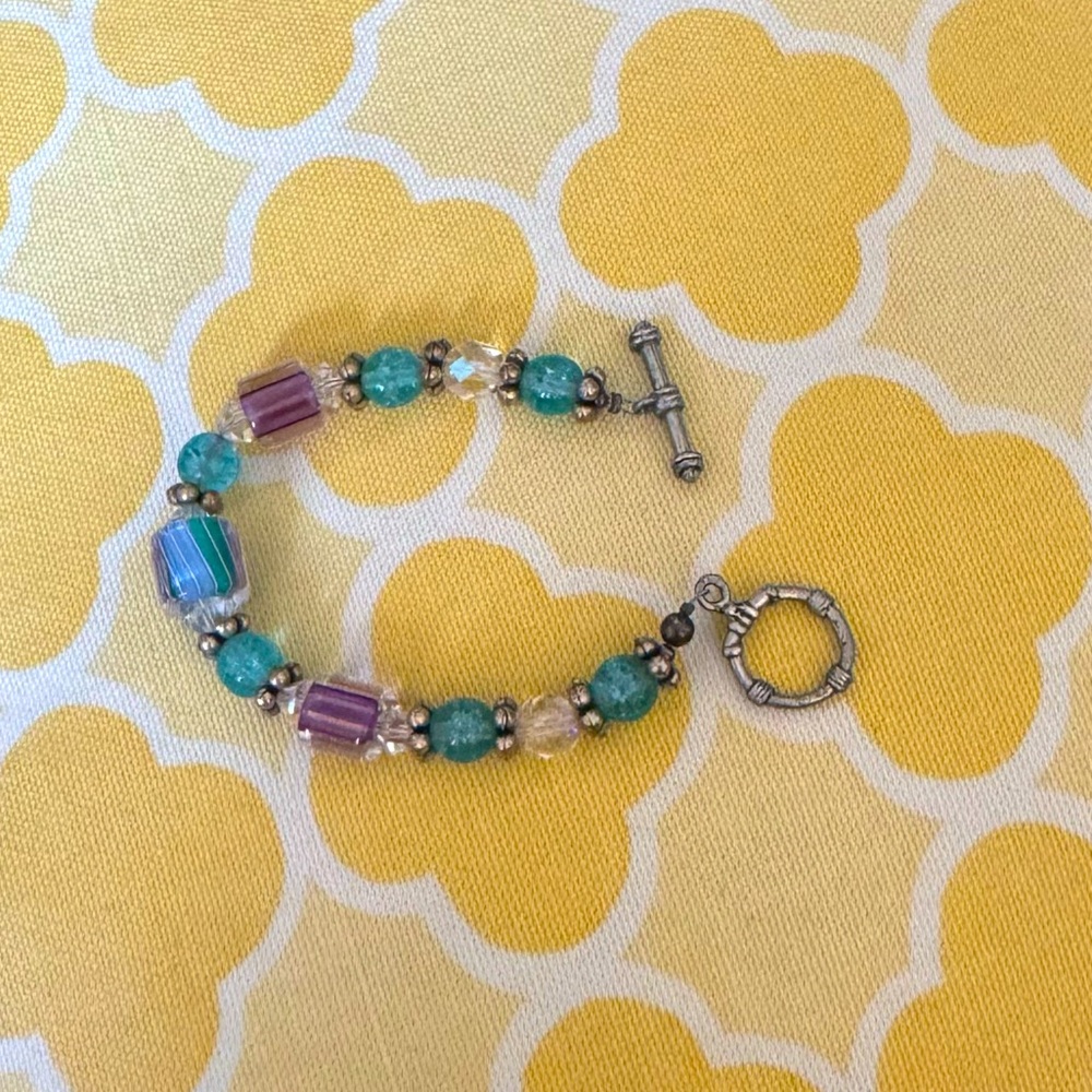 Small Lampwork Glass Bracelet - Silver Purple Blue Clear - Picture 4 of 9